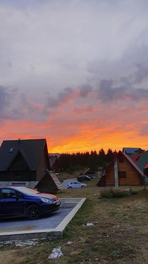 Bungalows Krstajic Žabljak Buitenkant foto