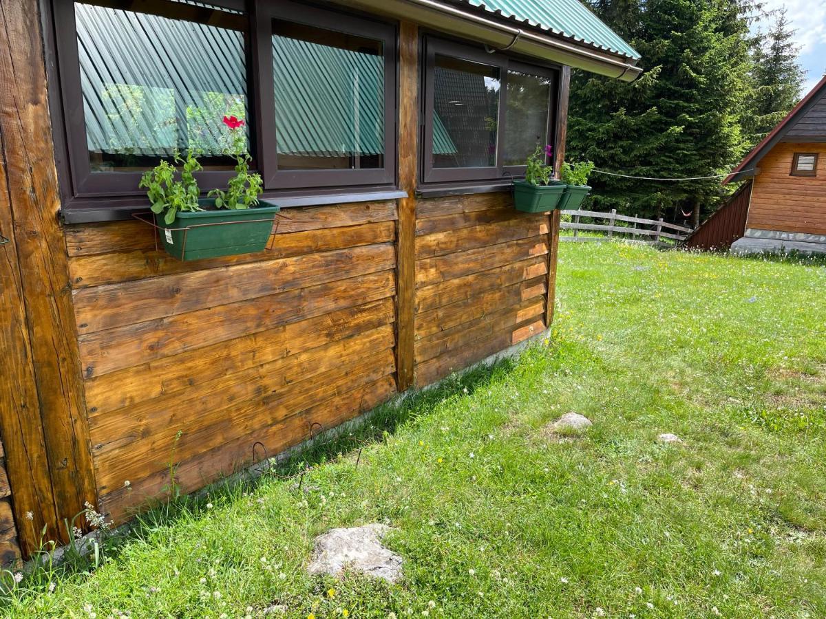 Bungalows Krstajic Žabljak Buitenkant foto
