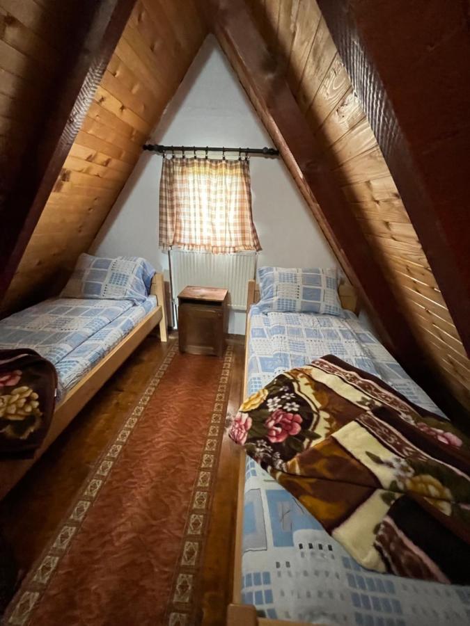 Bungalows Krstajic Žabljak Buitenkant foto